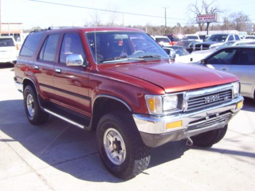 Photo Image Gallery & Touchup Paint: Toyota 4runner in Medium Red Pearl  (3H4)  YEARS: 1990-1991