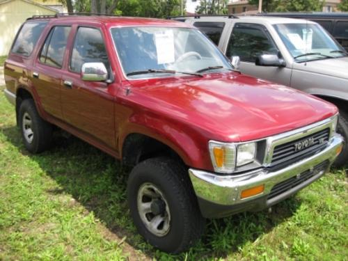 Photo Image Gallery & Touchup Paint: Toyota 4runner in Medium Red Pearl  (3H4)  YEARS: 1990-1991
