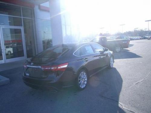 Photo Image Gallery & Touchup Paint: Toyota Avalon in Sizzling Crimson Mica  (3R0)  YEARS: 2013-2013
