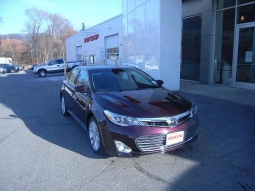 Photo Image Gallery & Touchup Paint: Toyota Avalon in Sizzling Crimson Mica  (3R0)  YEARS: 2013-2013