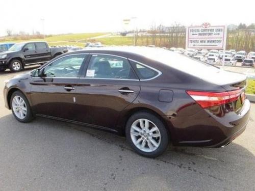 Photo Image Gallery & Touchup Paint: Toyota Avalon in Sizzling Crimson Mica  (3R0)  YEARS: 2013-2013