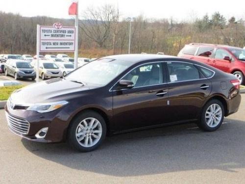 Photo Image Gallery & Touchup Paint: Toyota Avalon in Sizzling Crimson Mica  (3R0)  YEARS: 2013-2013