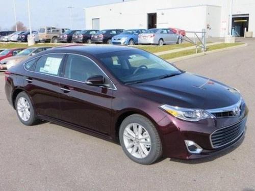 Photo Image Gallery & Touchup Paint: Toyota Avalon in Sizzling Crimson Mica  (3R0)  YEARS: 2013-2013