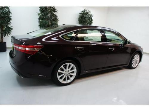 Photo Image Gallery & Touchup Paint: Toyota Avalon in Sizzling Crimson Mica  (3R0)  YEARS: 2013-2013