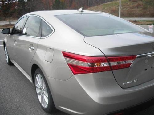 Photo Image Gallery & Touchup Paint: Toyota Avalon in Champagne Mica   (5B2)  YEARS: 2013-2013