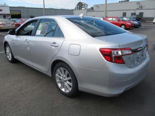 Photo Image Gallery & Touchup Paint: Toyota Camry in Classic Silver Metallic  (1F7)  YEARS: 2012-2013