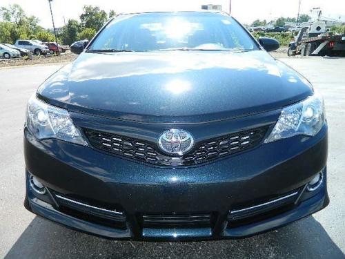 Photo Image Gallery & Touchup Paint: Toyota Camry in Cosmic Gray Mica  (1H2)  YEARS: 2012-2013