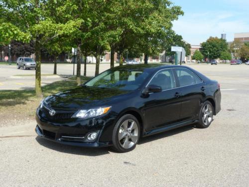 Photo Image Gallery & Touchup Paint: Toyota Camry in Attitude Black Metallic  (218)  YEARS: 2012-2013