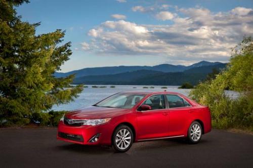Photo Image Gallery & Touchup Paint: Toyota Camry in Barcelona Red Metallic  (3R3)  YEARS: 2012-2013