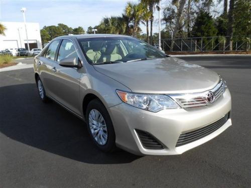 Photo Image Gallery & Touchup Paint: Toyota Camry in Champagne Mica   (5B2)  YEARS: 2013-2013