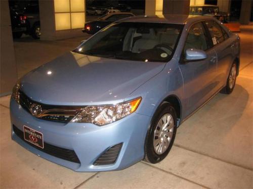 Photo Image Gallery & Touchup Paint: Toyota Camry in Clearwater Blue Metallic  (8W1)  YEARS: 2012-2013