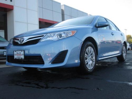 Photo Image Gallery & Touchup Paint: Toyota Camry in Clearwater Blue Metallic  (8W1)  YEARS: 2012-2013