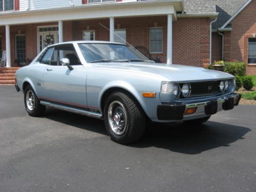Photo Image Gallery & Touchup Paint: Toyota Celica in Silver Metallic   (128)  YEARS: 1975-1977