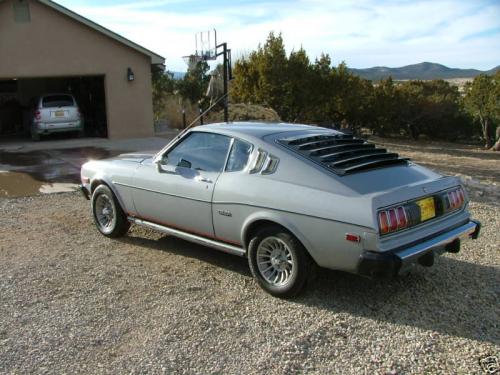Photo Image Gallery & Touchup Paint: Toyota Celica in Silver Metallic   (128)  YEARS: 1975-1977
