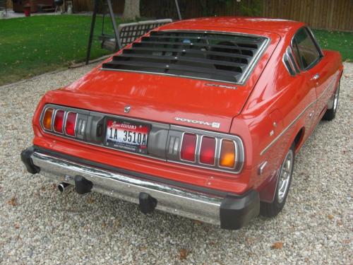 Photo Image Gallery & Touchup Paint: Toyota Celica in Red    (336)  YEARS: 1976-1977