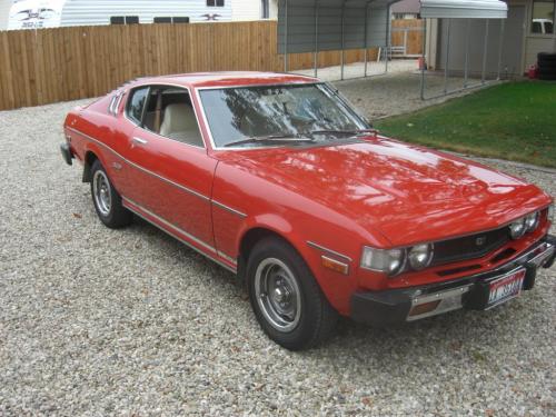 Photo Image Gallery & Touchup Paint: Toyota Celica in Red    (336)  YEARS: 1976-1977