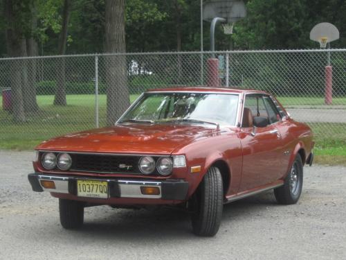 Photo Image Gallery & Touchup Paint: Toyota Celica in Copper Metallic   (474)  YEARS: 1977-1977