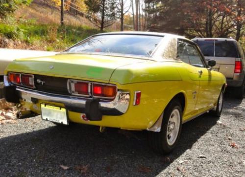 Photo Image Gallery & Touchup Paint: Toyota Celica in Yellow    (522)  YEARS: 1973-1975