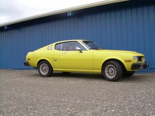 Photo Image Gallery & Touchup Paint: Toyota Celica in Pure Yellow   (534)  YEARS: 1977-1977