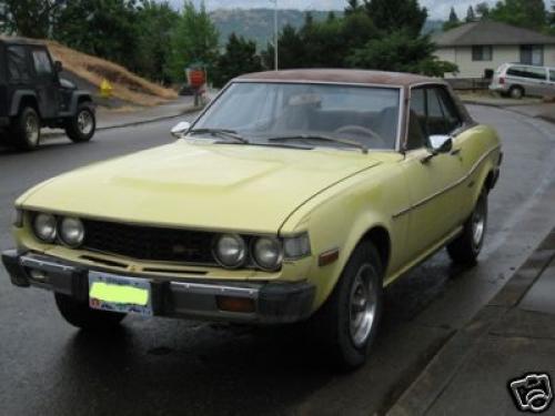 Photo Image Gallery & Touchup Paint: Toyota Celica in Pure Yellow   (534)  YEARS: 1977-1977