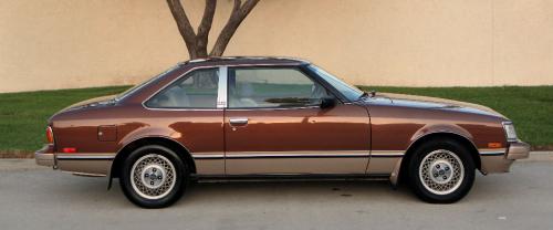Photo Image Gallery & Touchup Paint: Toyota Celica in Copper Beige   (2C2)  YEARS: 1981-1981