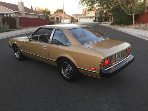 Photo Image Gallery & Touchup Paint: Toyota Celica in Gold Metallic   (472)  YEARS: 1978-1979