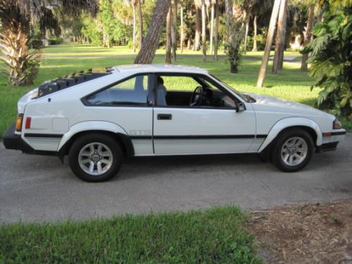 Photo Image Gallery & Touchup Paint: Toyota Celica in White    (035)  YEARS: 1984-1984