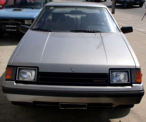 Photo Image Gallery & Touchup Paint: Toyota Celica in Silver Gray Metallic  (141)  YEARS: 1982-1982