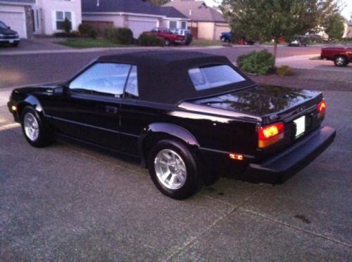 Photo Image Gallery & Touchup Paint: Toyota Celica in Gloss Black   (202)  YEARS: 1982-1985