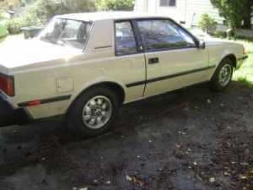 Photo Image Gallery & Touchup Paint: Toyota Celica in Light Beige   (4A8)  YEARS: 1982-1982