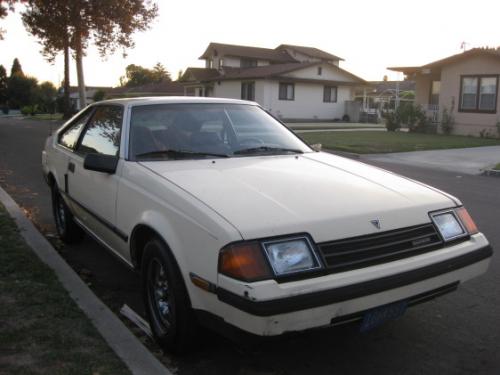 Photo Image Gallery & Touchup Paint: Toyota Celica in Creme    (557)  YEARS: 1983-1983