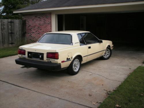 Photo Image Gallery & Touchup Paint: Toyota Celica in Creme    (557)  YEARS: 1983-1983
