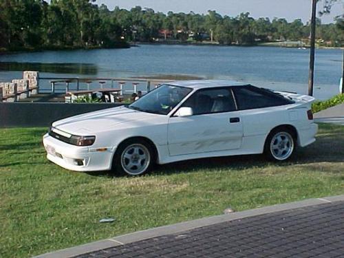 Photo Image Gallery & Touchup Paint: Toyota Celica in Super White   (040)  YEARS: 1987-1989