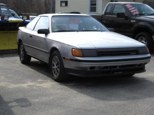 Photo Image Gallery & Touchup Paint: Toyota Celica in Silver Metallic   (148)  YEARS: 1986-1986