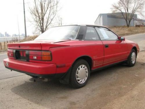 Photo Image Gallery & Touchup Paint: Toyota Celica in Super Red   (3E5)  YEARS: 1986-1989