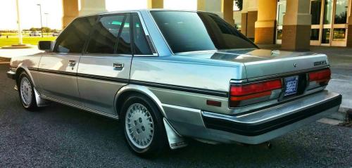 Photo Image Gallery & Touchup Paint: Toyota Cressida in Silver Metallic   (166)  YEARS: 1987-1988