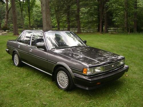 Photo Image Gallery & Touchup Paint: Toyota Cressida in Charcoal Gray   (26C)  YEARS: 1987-1987