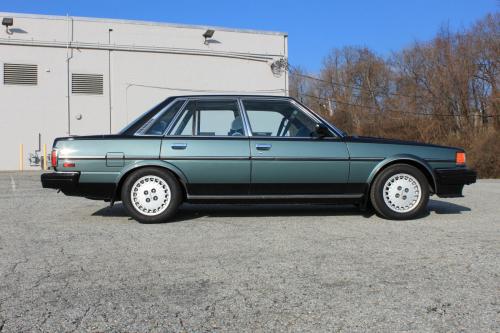 Photo Image Gallery & Touchup Paint: Toyota Cressida in Black Jade Gray  (2V1)  YEARS: 1985-1986
