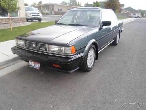 Photo Image Gallery & Touchup Paint: Toyota Cressida in Black Jade Gray  (2V1)  YEARS: 1985-1986