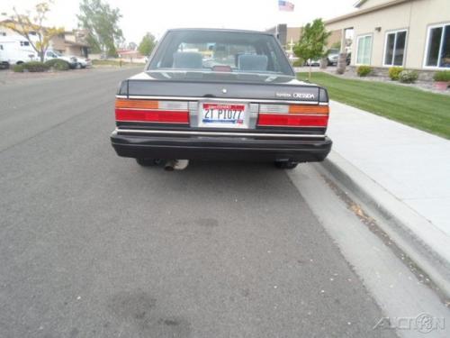 Photo Image Gallery & Touchup Paint: Toyota Cressida in Black Jade Gray  (2V1)  YEARS: 1985-1986