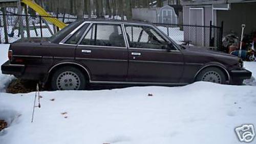 Photo Image Gallery & Touchup Paint: Toyota Cressida in Deep Maroon   (3E8)  YEARS: 1985-1986
