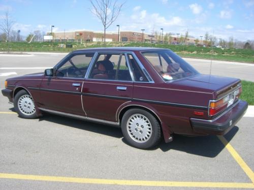 Photo Image Gallery & Touchup Paint: Toyota Cressida in Deep Maroon   (3E8)  YEARS: 1985-1986
