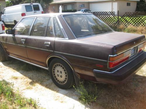 Photo Image Gallery & Touchup Paint: Toyota Cressida in Deep Maroon   (3E8)  YEARS: 1985-1986
