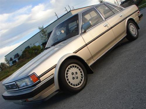 Photo Image Gallery & Touchup Paint: Toyota Cressida in Beige Metallic   (4G8)  YEARS: 1987-1988