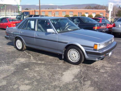 Photo Image Gallery & Touchup Paint: Toyota Cressida in Light Blue Metallic  (8D8)  YEARS: 1987-1988