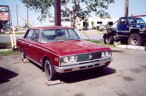 Photo Image Gallery & Touchup Paint: Toyota Crown in Alhambra Red   (T1422)  YEARS: 1968-1971