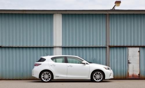 Photo Image Gallery & Touchup Paint: Lexus CT in Starfire Pearl   (077)  YEARS: 2011-2013
