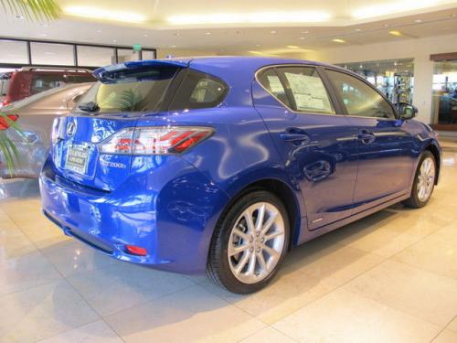 Photo Image Gallery & Touchup Paint: Lexus CT in Ultrasonic Blue Mica  (8U1)  YEARS: 2013-2013