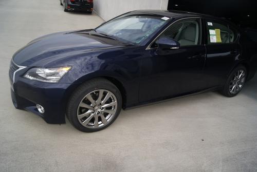 Photo Image Gallery & Touchup Paint: Lexus GS in Deep Sea Mica  (8V3)  YEARS: 2013-2013