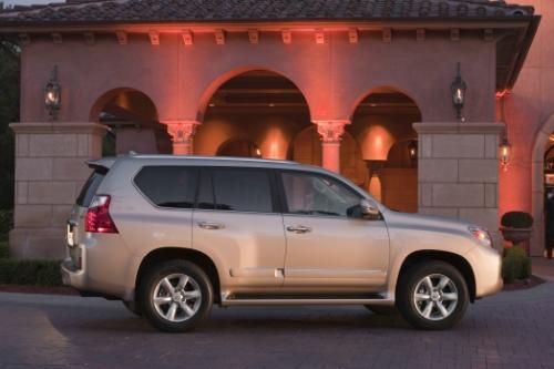 Photo Image Gallery & Touchup Paint: Lexus GX in Satin Cashmere Metallic  (4U7)  YEARS: 2010-2013